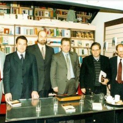 Paroysiasi Anakaliptontas Ton Troxo Ii 8